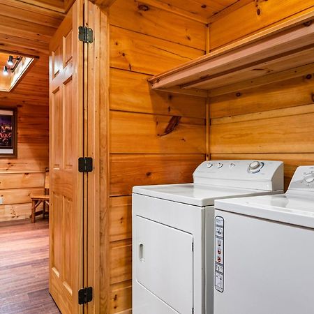 Take My Breath Away Holiday Home Gatlinburg Exterior photo